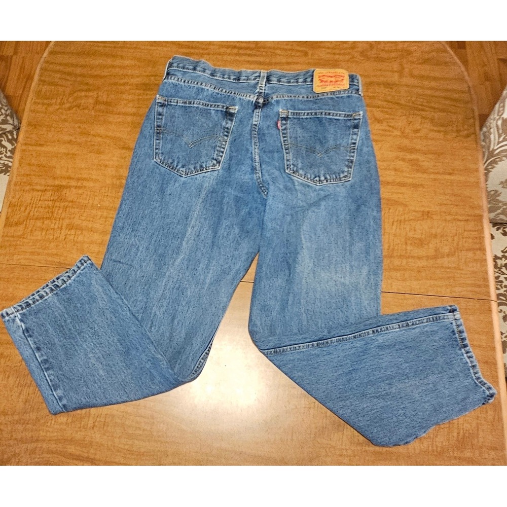 Men's Levi 550 Blue Jeans  36x30 MJ3